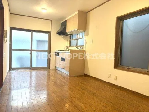 ◆Cozy 2SLDK layout♪◆Includes a storage room, with plenty of indoor storage♪