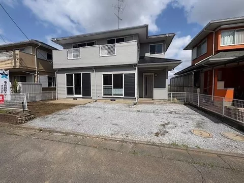 Seller's property ◆ Renovation completed! Viewing reservations now accepted ♪ ◆ South-facing road with good sunlight ◆