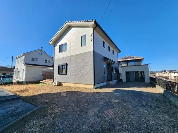 Hitachiota City Kusatani Town (Kawai Station) Two-story Building 4LDK