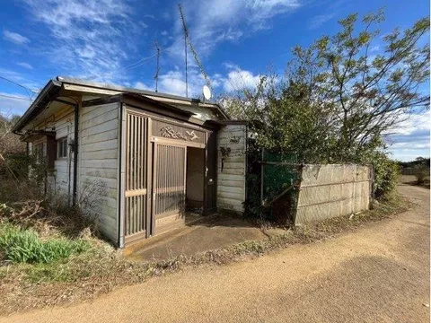 Excellent access to Narita Airport◎ Spacious 86 tsubo lot♪ Single-story 3DK with garage♪