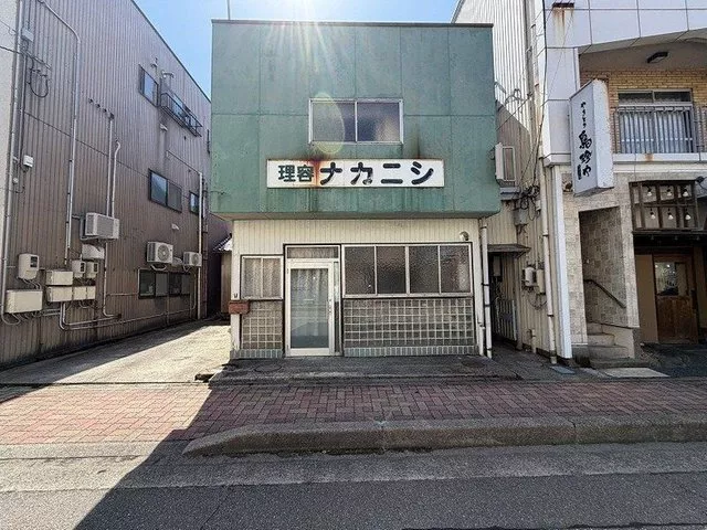 10 million yen, Tatsumi Town