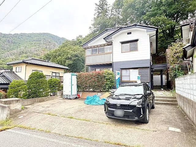 Used single-family home in Chikuma City, Tokura