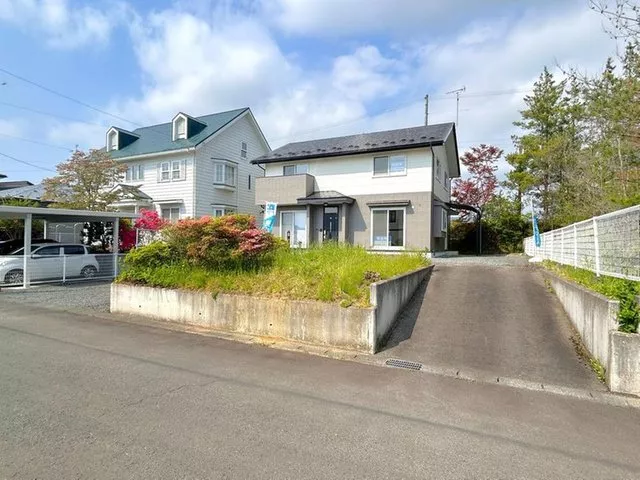 [Open House] [Under renovation] New earthquake resistance compliant / Parking for 3 cars / Garden space available