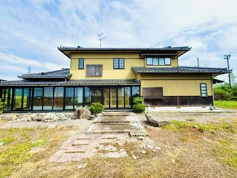Kurobe City Maezawa (Kurobe Station) 2-story 4LDK