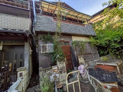 Tomitayama City, Tomitayama Town (Tomitayama Station) 2-story building 3DK