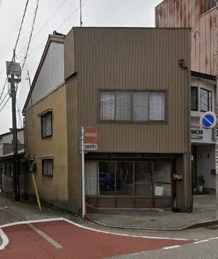 Takaoka City, Kamojima Town (Suehirocho Station) 2-story building 5DK