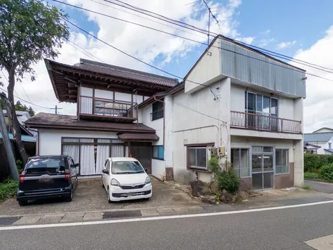 Onuma-gun, Aizumisato-machi, Tateishida, Aza Miyahigashi Otsu (Shin-Tsuruga Station) 2-story building 8DK
