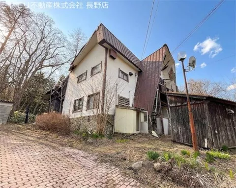 Shinano Town, Kamishinano District, Oaza Nojiri (Kurohime Station) 2-story 4LDK