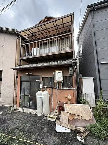Used single-family home in Minami Town, 10 minutes walk from Takojizo Station, 2LDK residence