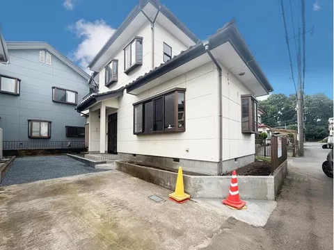 【Undergoing interior and exterior renovation】 All water facilities are newly replaced, achieving a home for around 30,000 yen per month