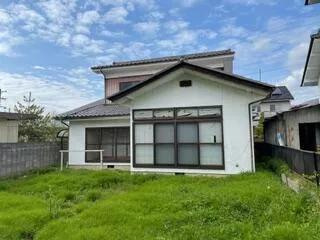 5DK two-story house, Oaza Nakanosho, Sakaki Town, Hanashina District