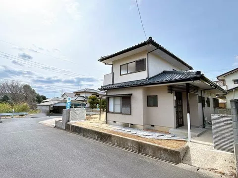 Naka City Hirano (Urare Station) two-story building 4LDK