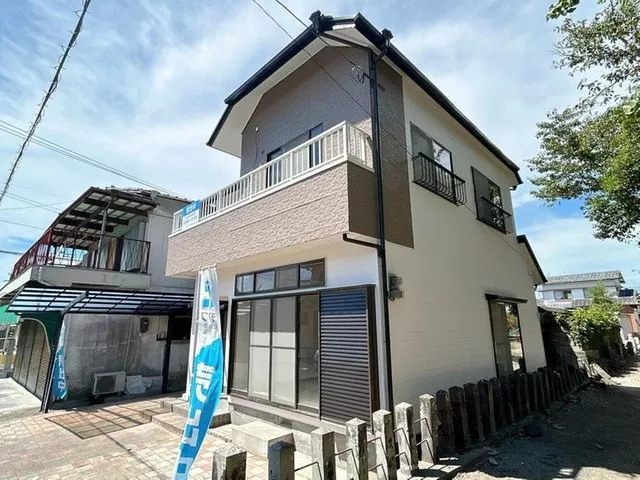 [Open House Held] Scheduled for interior and exterior renovation / Can park 3 cars / 6 minutes on foot to Nabeishi Elementary School / Quiet area