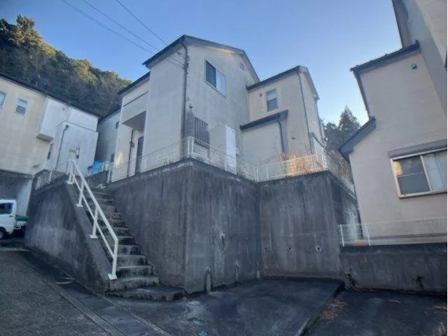 Hinode (Fujino Station), 13 million yen