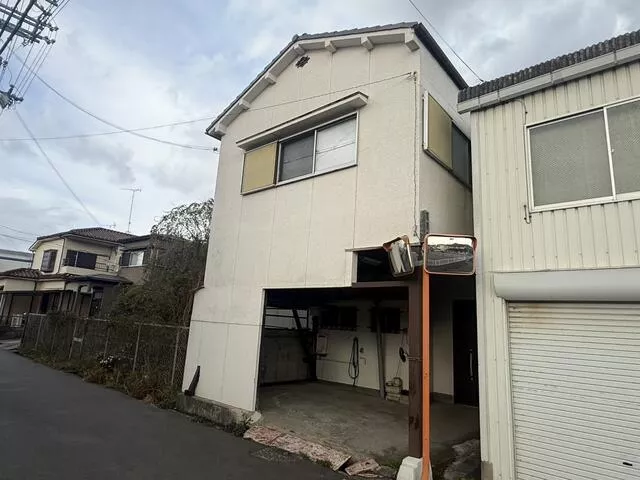 Wakayama City, Sakata (Kamiyama Station) 2-story building 3LDK