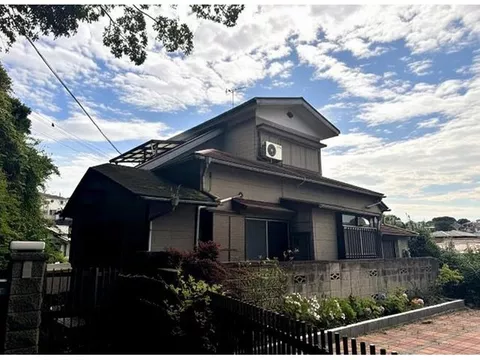 ~Investment property under lease agreement, single-family home within walking distance from the station~