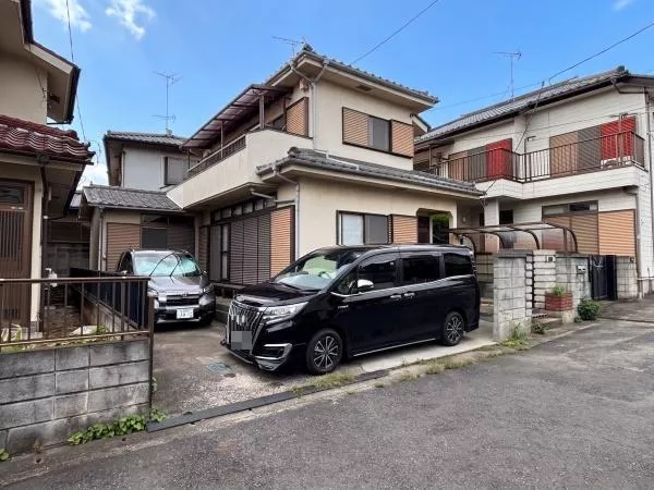Kitakatsushika-gun Ina Town Oaza Komuro (Shiku Station) 2-story 5LDK