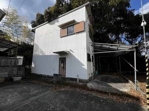 Inami-cho, Hidaka-gun, Hidaka 2F 2LDK

1.8 million yen