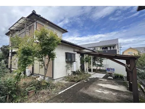 1 Awano Nishi, 7.98 million yen