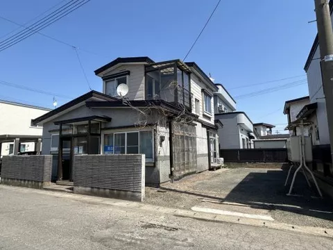 2F 5DK in Aza-Aihara, Oaza-Tsuruta, Tsuruta-machi, Kitatsugaru-gun, Aichi

599,000 yen