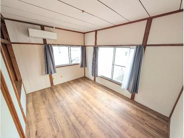 Nakashizu 3 (Yukari-ga-oka Station) 4,990,000 yen