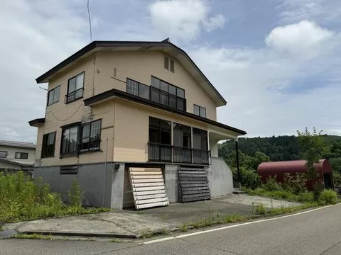 Ojiya City, Oaza Iwasawa (Echigo Iwasawa Station) 3-story 7LDK