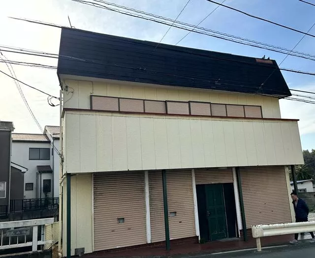 Hayashi 3-chome, Yokosuka City (Tsukuihama Station) 2-story building 3DK
