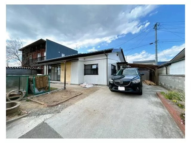 [Open House] Planned interior and exterior renovation / single-story / seismic work / water area replacement / parking for 3 cars