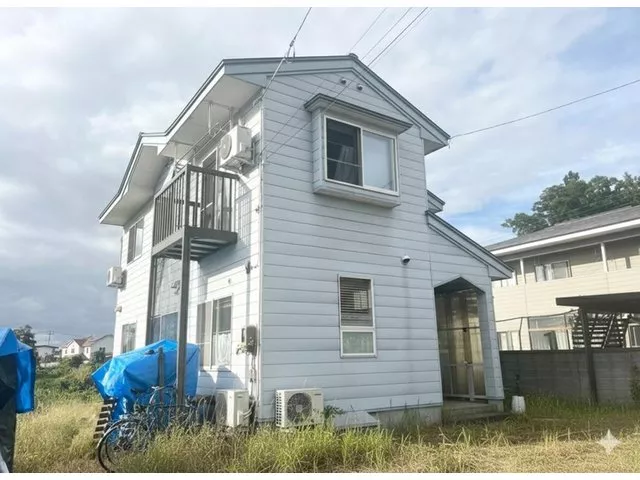 A property with a total floor area of 99.36㎡ located in a quiet residential area.