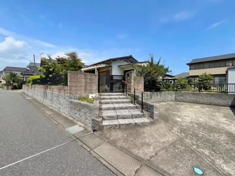 Hitachi City, Higashi Onuma Town 4-chome (Oomika Station) 1-story 4LDK