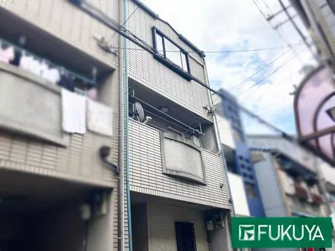 ◆Loft included, wooden 3-story used house!