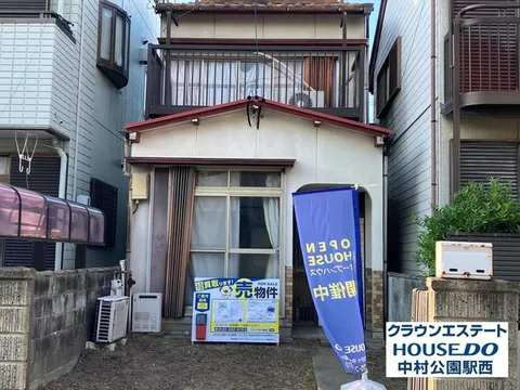 A richly textured retro home. Renovation materials to enjoy in your own way♪