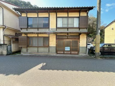 Asago City, Wadayama Town, Teratani (Wadayama Station) 2-story building 5DK