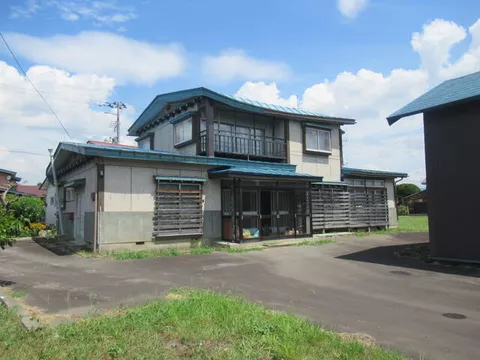 Hirakawa-city, Japan Yihei Shimoyasuhara (Tsugaru Onoue Sta.) 2F 9LDK

5,000,000 yen