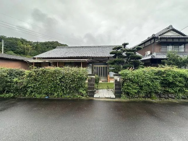 Tsu City, Hakusan-cho Fuji (Ieji Station), single-story building, 7LDK
