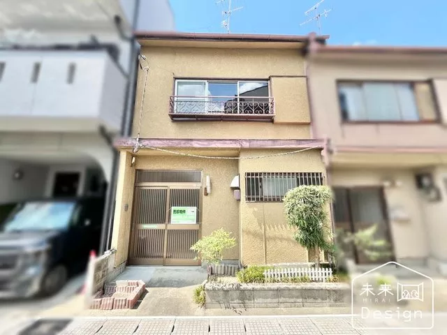 <Can also be considered as land for rebuilding> ◆ Within 10 minutes on foot to elementary and junior high schools!