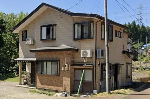 Nagaoka City, Oguni Town, Mioke (Echigo-Iwasawa Station) 2-story building 9DK