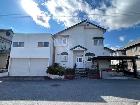 4LDK house with garage in Chitose