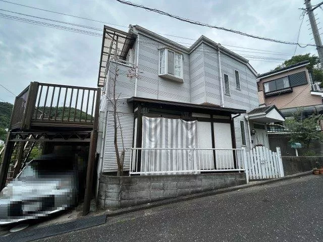 ◆More than 3 burners◆South-facing balcony◆Open kitchen◆Carport◆2 toilets