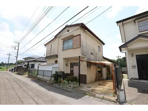 Over 72 tsubo of land! A 4DK house with a spacious garden and great views!