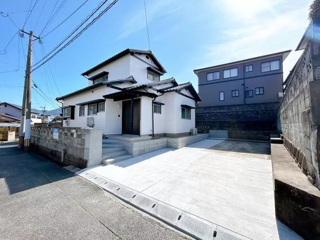 [Open House Scheduled] Interior and exterior renovation completed / Seismic reinforcement work completed / Water fixtures replacement completed