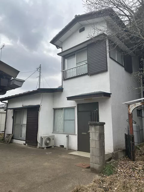 Oyama-shi, Oyama Oaza Yokokura-shinden (Oyama Station) 2F 5DK

3.8 million yen
