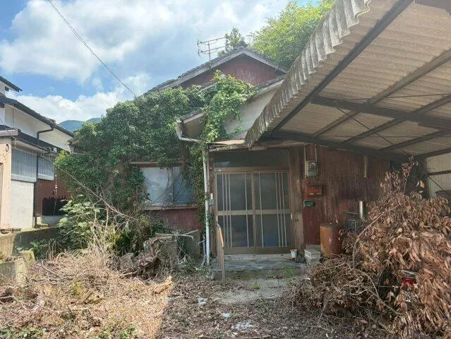 Kurume City, Kusano Town, Momotobayashi (Chikugo-Kusano Station) Single-story building 3DK