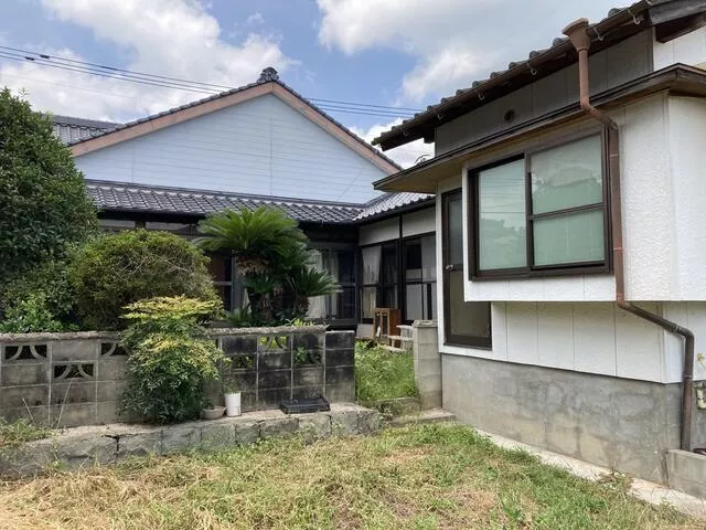 Kishima District, Kohoku Town, Oaza Kamikoda (Kohoku Station) 2-story building 7DK