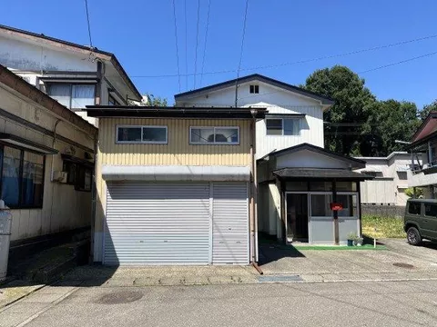 Shinmei-cho (Yokote Station) 2 million yen