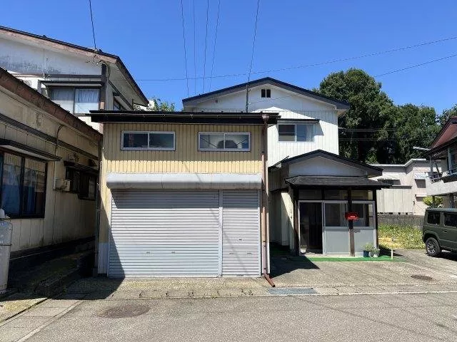 Shinmei-cho (Yokote Station) 2 million yen