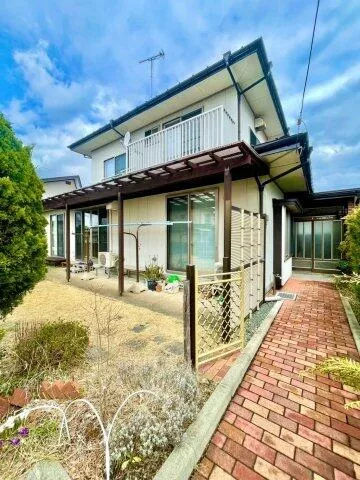 Morioka City, Higashimatsuen 3-chome (Chūgawa Station) 2-story building 5LDK