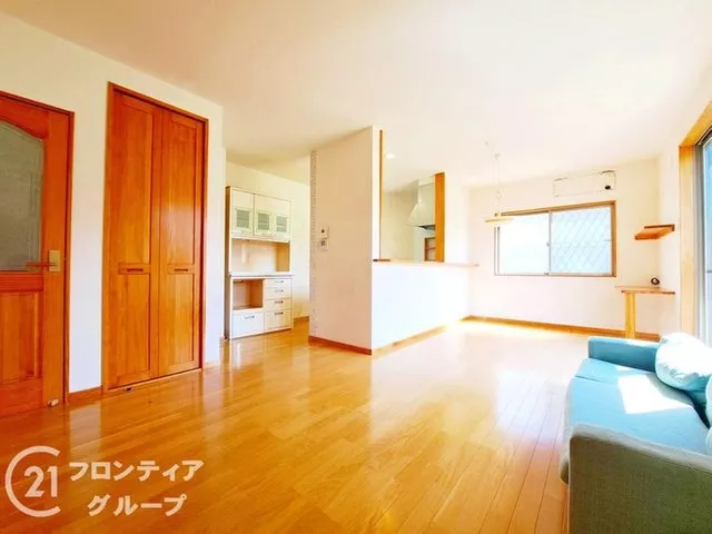 Spacious 4LDK + Immediate viewing available! Parking for 2 cars, 9 minutes walk from Sanyo Electric Railway Main Line "Yake Station"