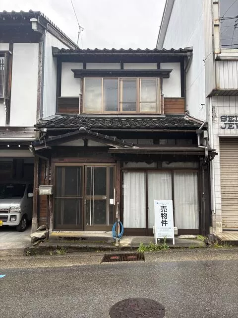 Toyama City Yao Town Shimonakamachi (Etchu Yao Station) 2-story 5DK