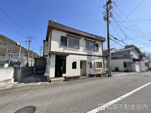 ■ Renovated ■ 9 minutes on foot from JR "Harima Katsuhara" Station ■ Includes storage room ■ Parking for 2 cars available
